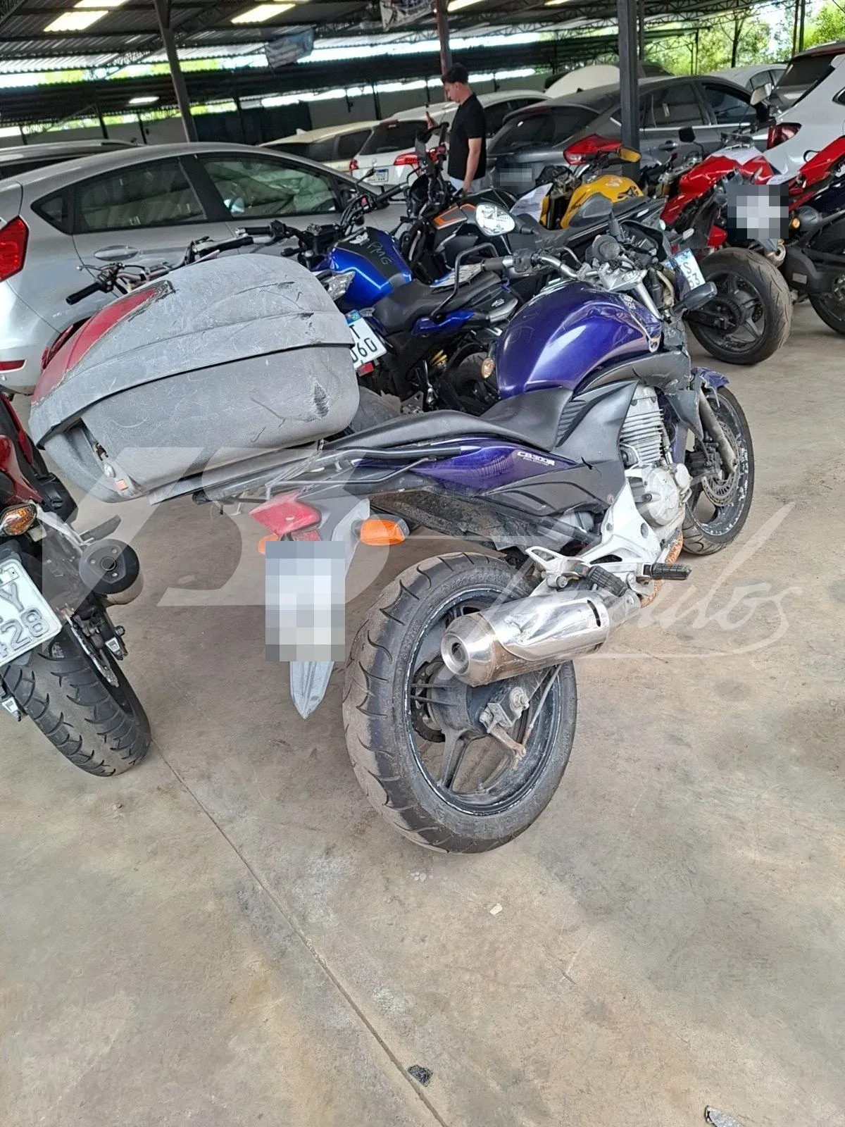 HONDA CB 2011