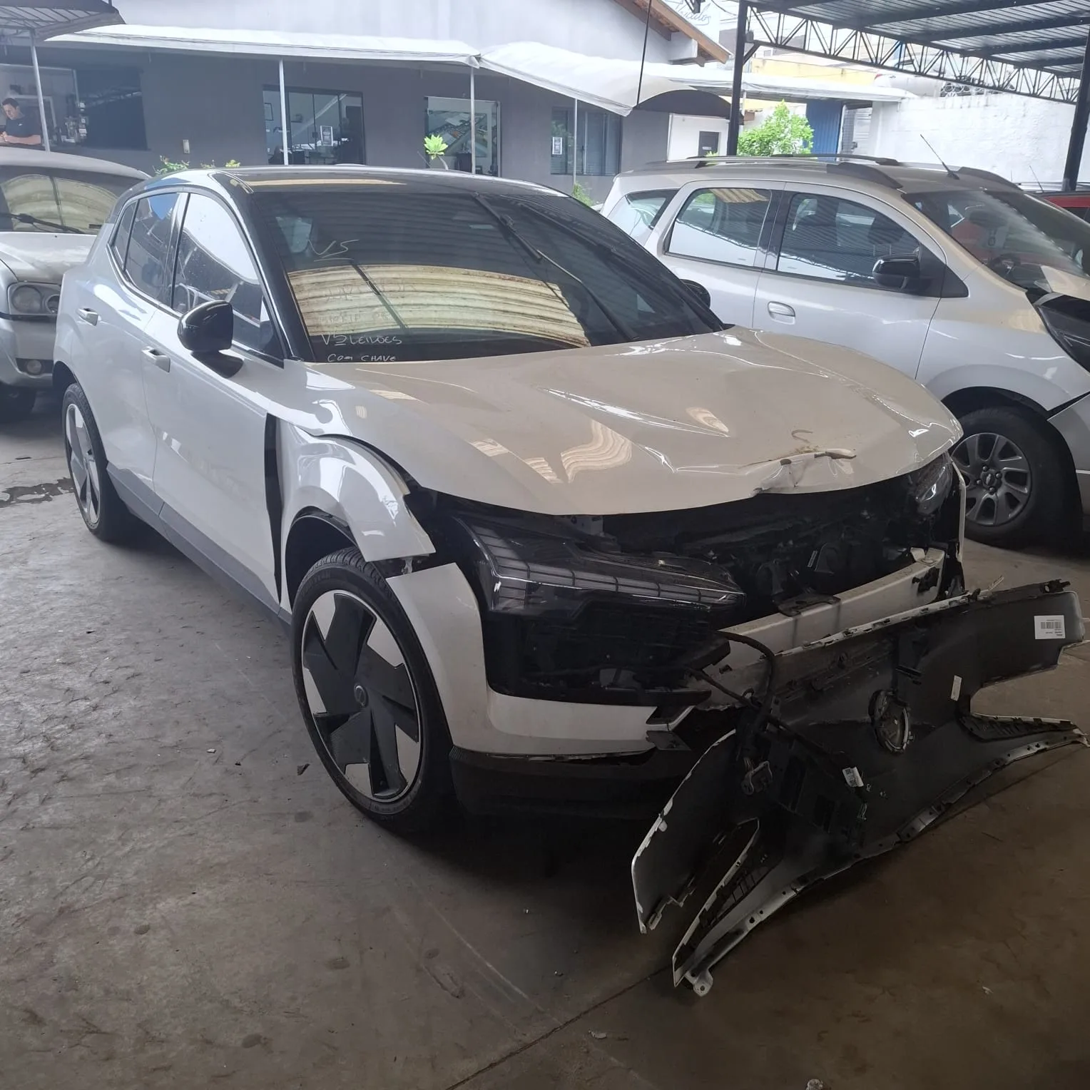 VOLVO EX30 2024