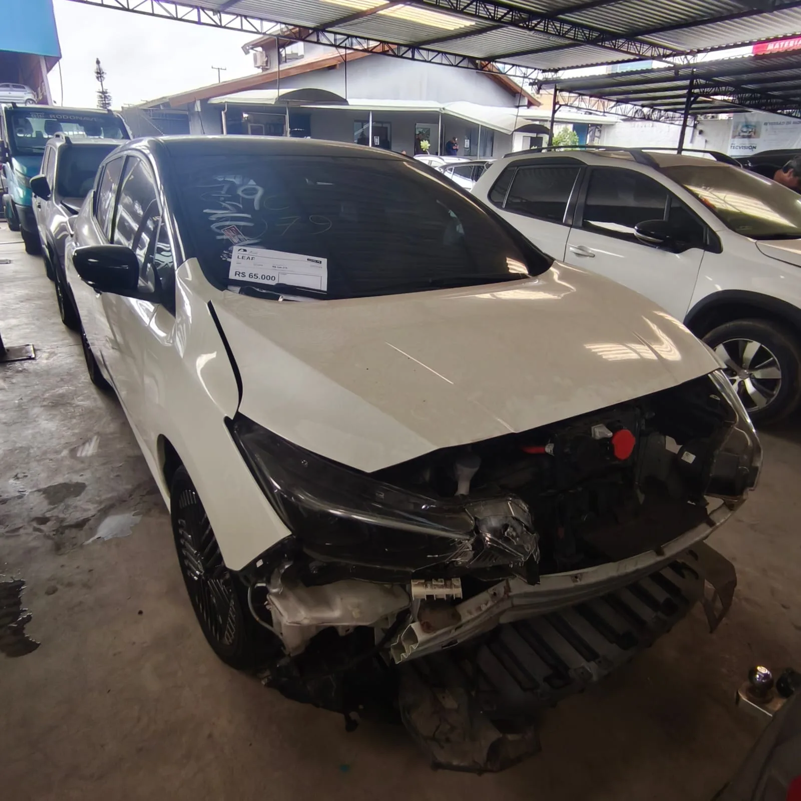 NISSAN LEAF 2023